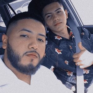 Meet your Posher, Dennis